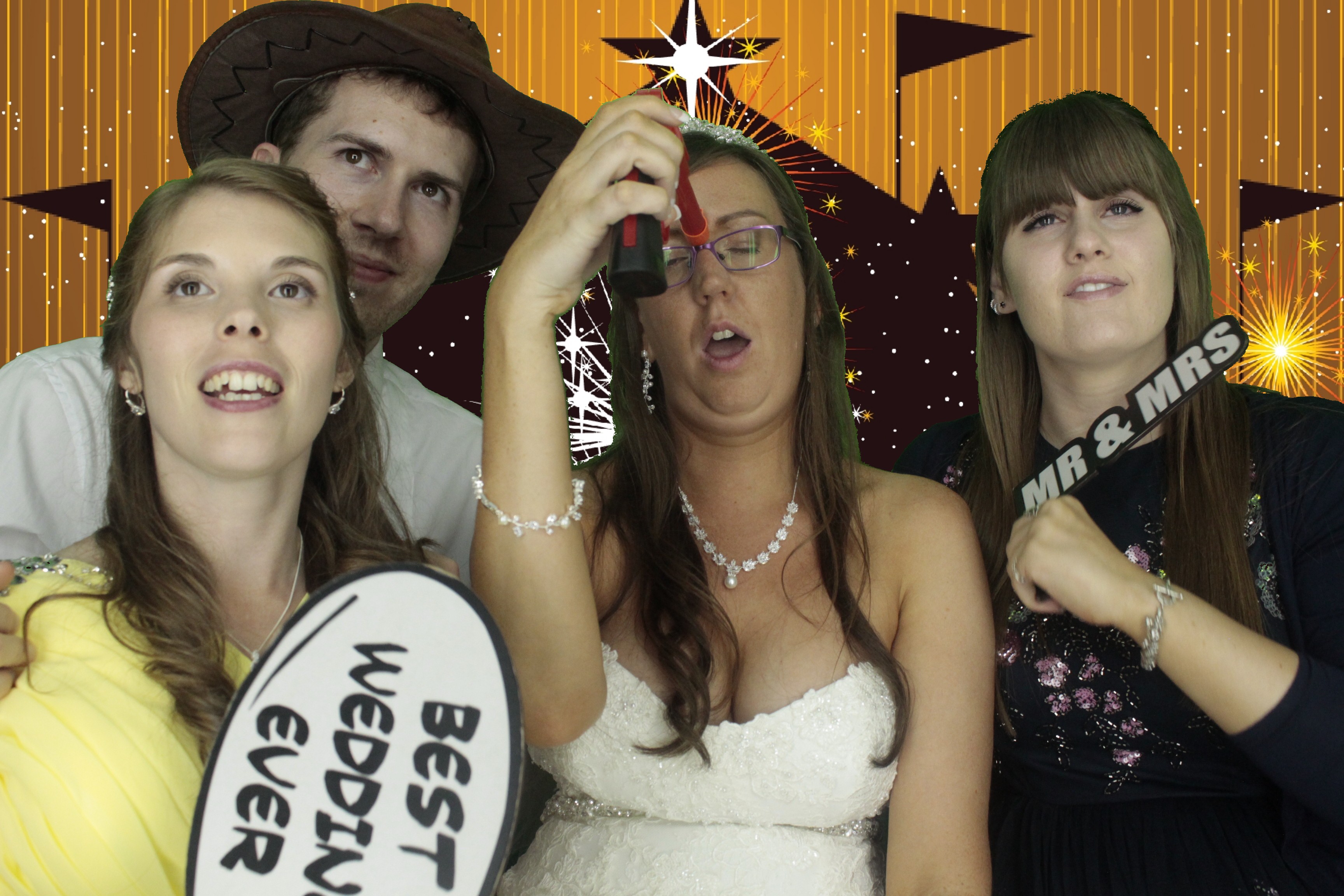 Leanne & Mike's Wedding | View more photos from the event at gallery.myphotoboothexperience.co.uk/u/MyPhotoBoothExperienceLtd/Leanne-Mikes-Wedding